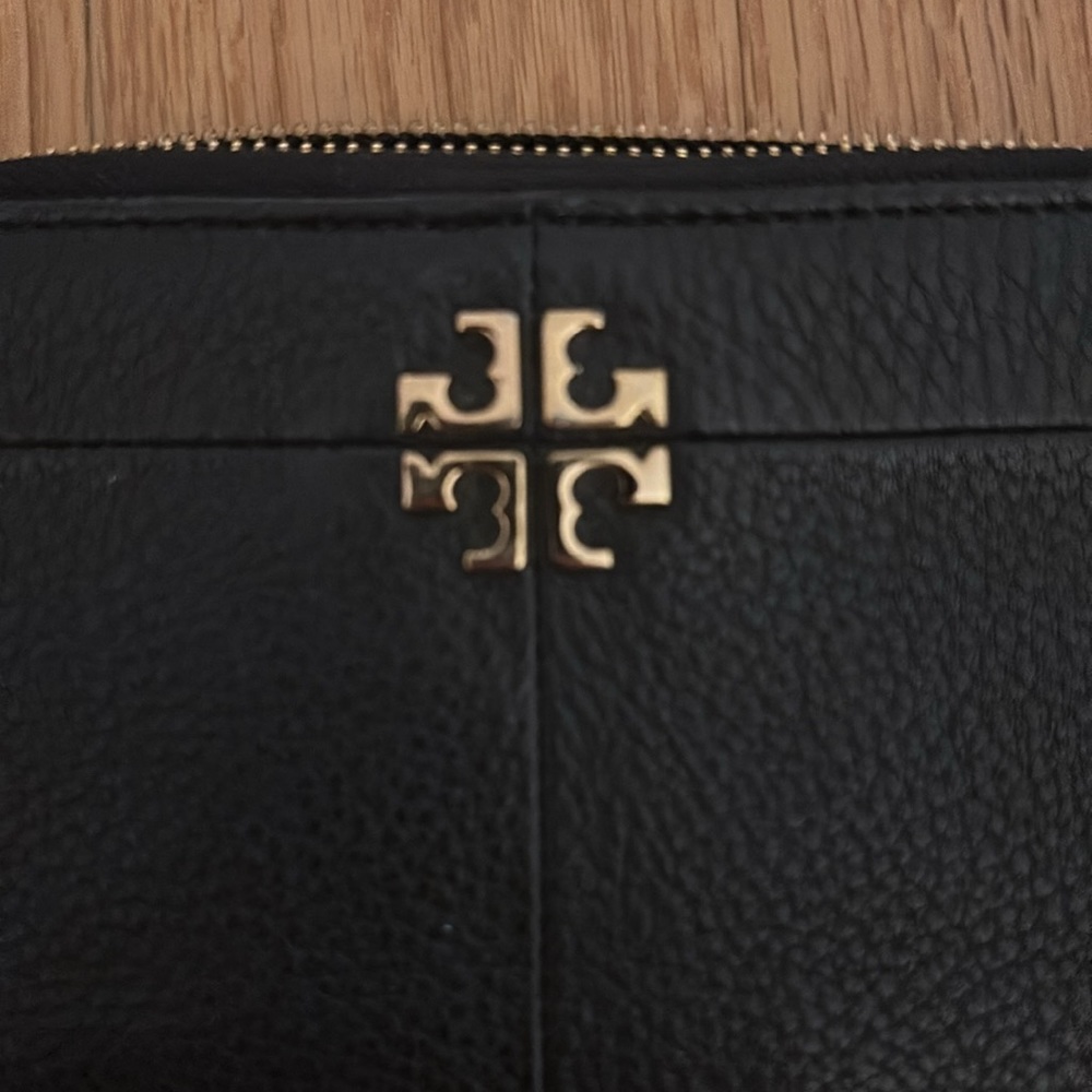 Tory Burch Ivy Zip Continental Wallet - Picture 2 of 6